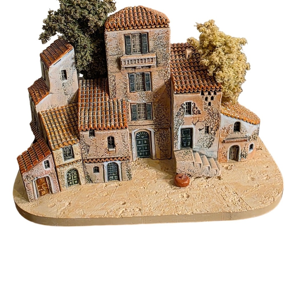 Gault Village Scene 7pc Glued on Base
